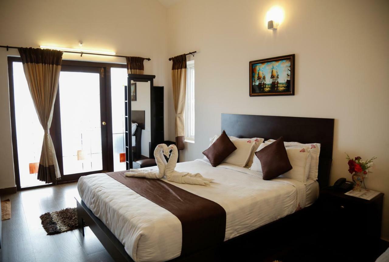 Paradise Perfect - Non Smoking Non Alcoholic No Unmarried Couples Ooty Bagian luar foto