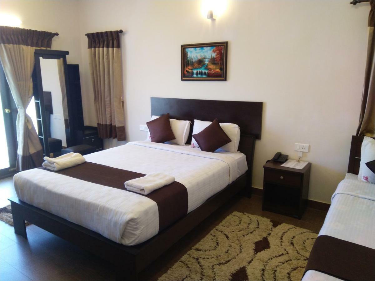 Paradise Perfect - Non Smoking Non Alcoholic No Unmarried Couples Ooty Bagian luar foto