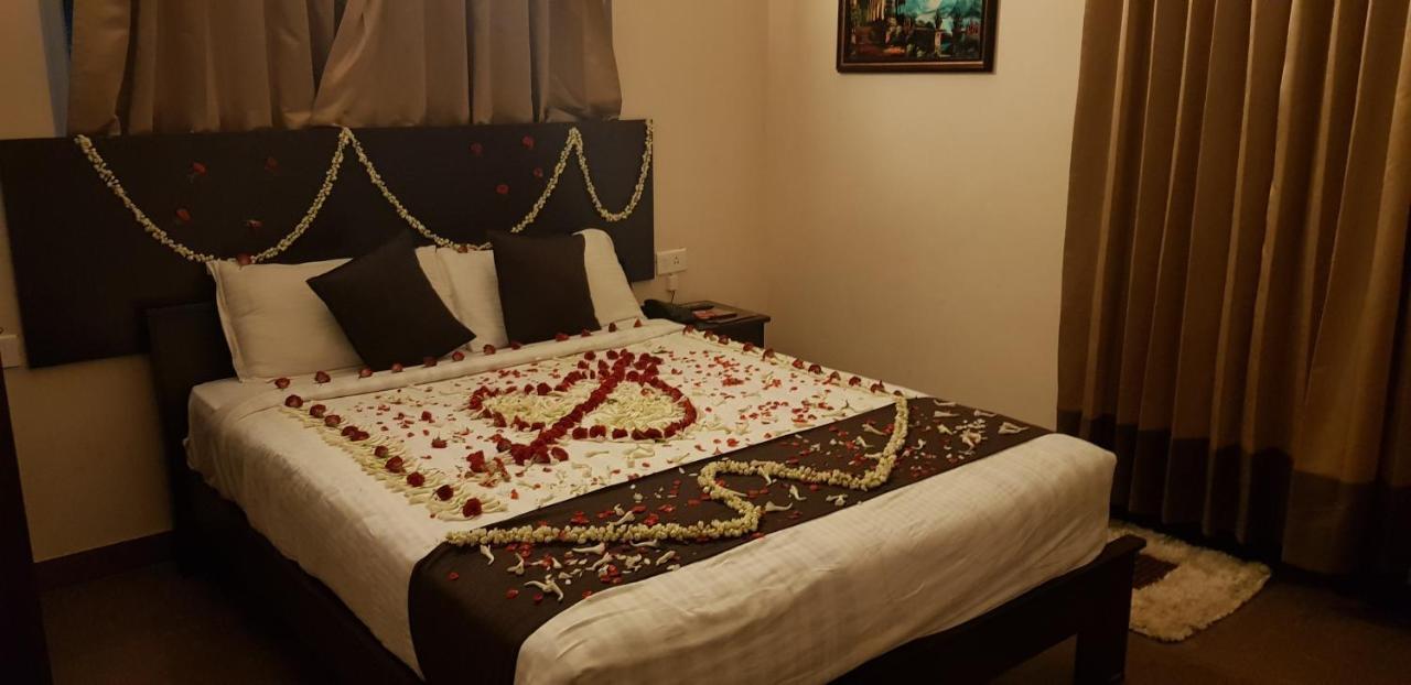 Paradise Perfect - Non Smoking Non Alcoholic No Unmarried Couples Ooty Bagian luar foto